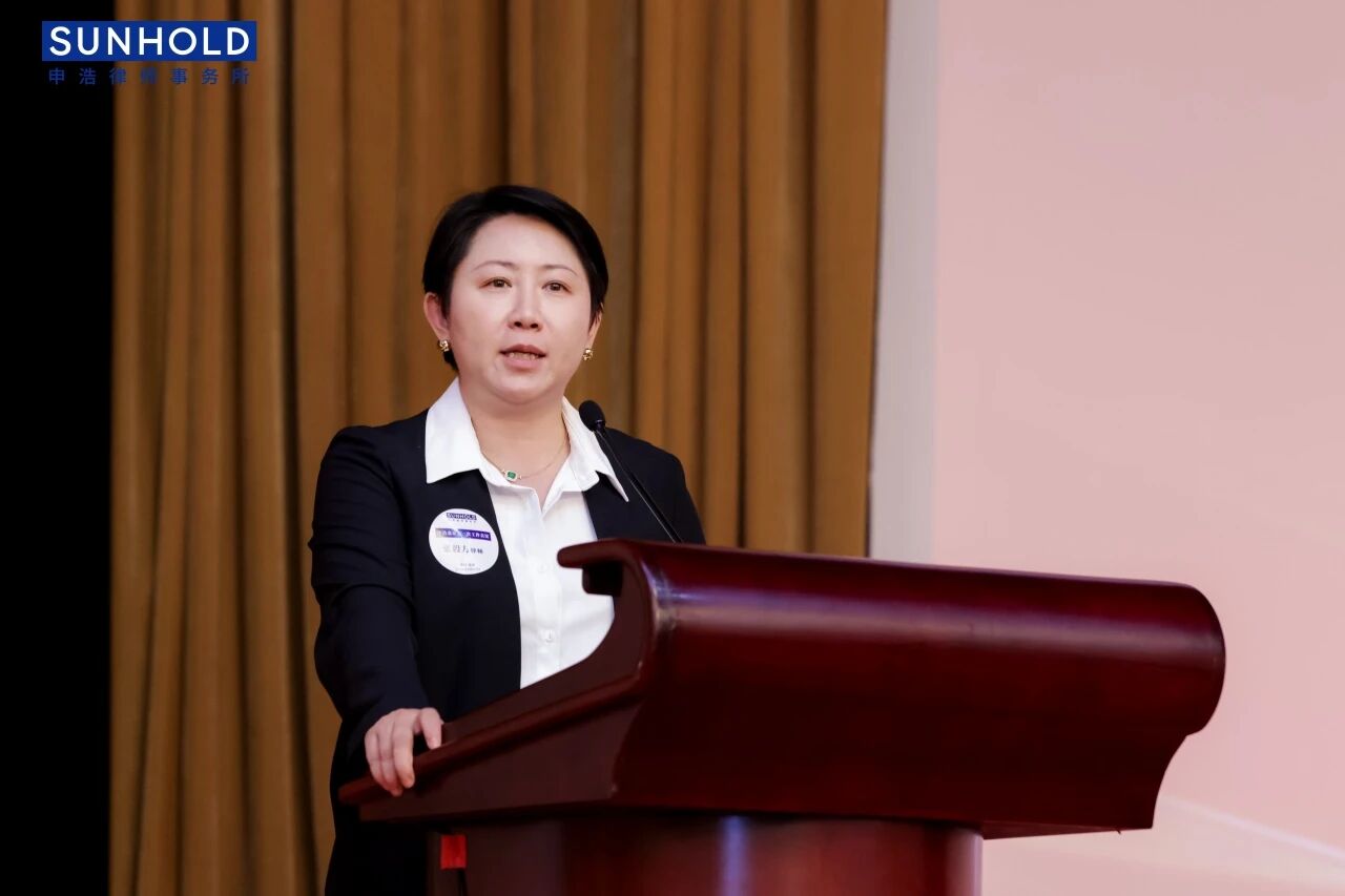 1759988322247695.jpg 21e0b942aa446245a6aa827d07227faf.jpg