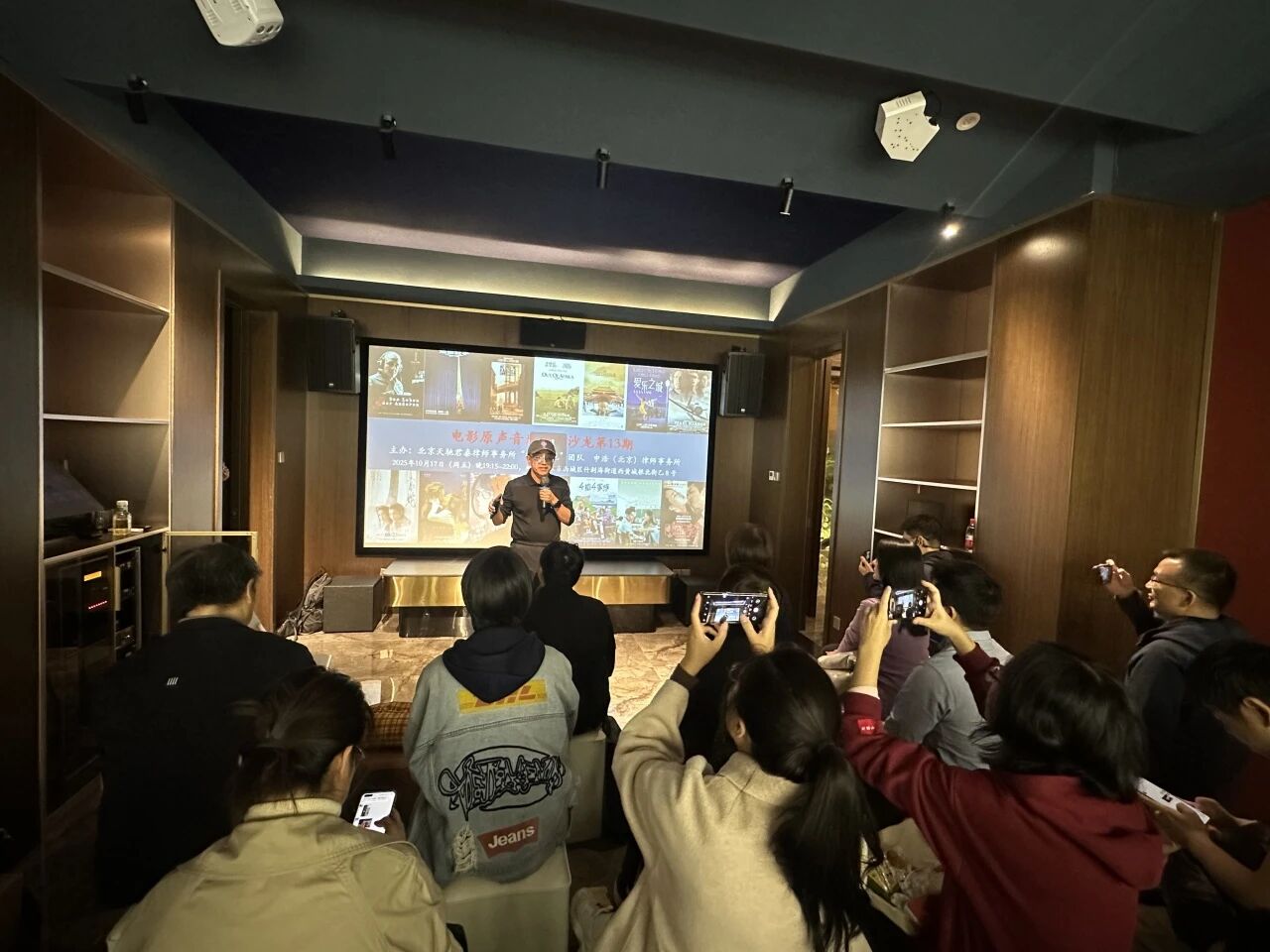 1761014678514877.jpg c885967a080b2d8dab9b193e62347df2.jpg